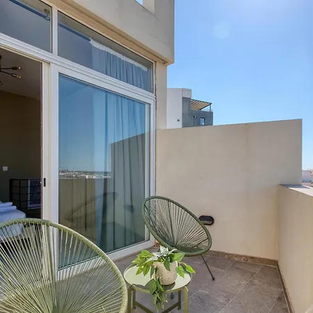 Msida Duplex Penthouse With Rooftop Terrace Msierah