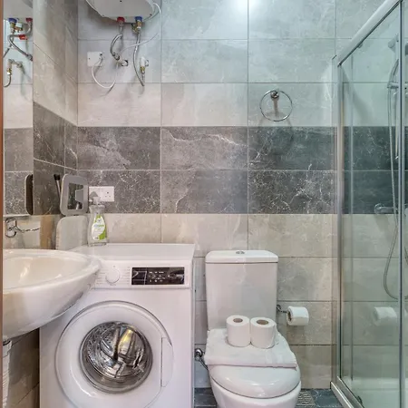 Апартаменты Msida Duplex Penthouse With Rooftop Terrace Msierah