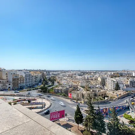 Msida Duplex Penthouse With Rooftop Terrace *